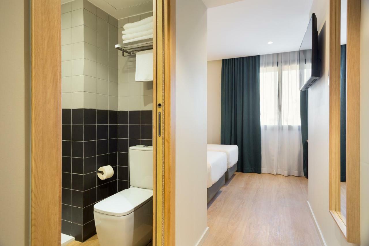 Hotel Brick Barcelona Luaran gambar